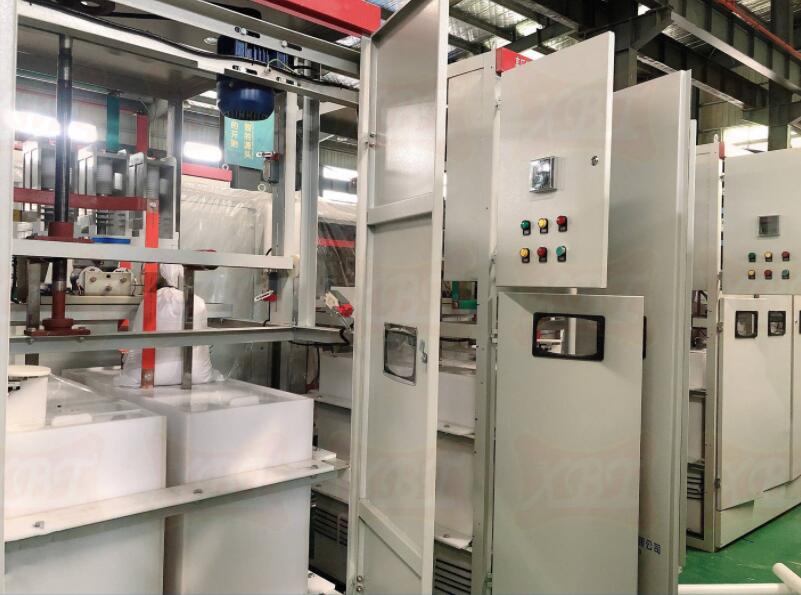 XGQ系列高压鼠笼机液阻软起动柜